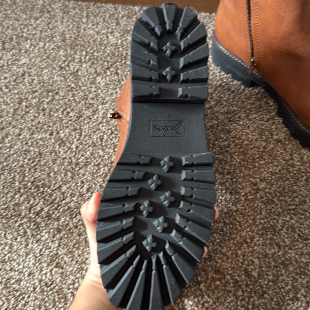 Zodiac booties - Picture 2 of 3